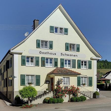 Gasthaus Schwanen & Villa Pfarrhus Stuhlingen Exterior foto